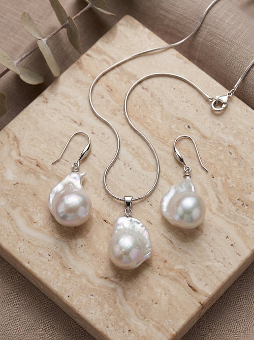 White Baroque South Sea Pearl Necklace & Earrings